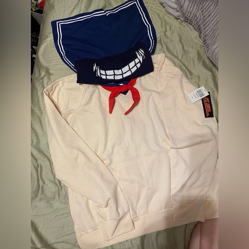 NWT Hot Topic My Hero Academia Himiko Toga Cosplay Sweatshirt, size Large